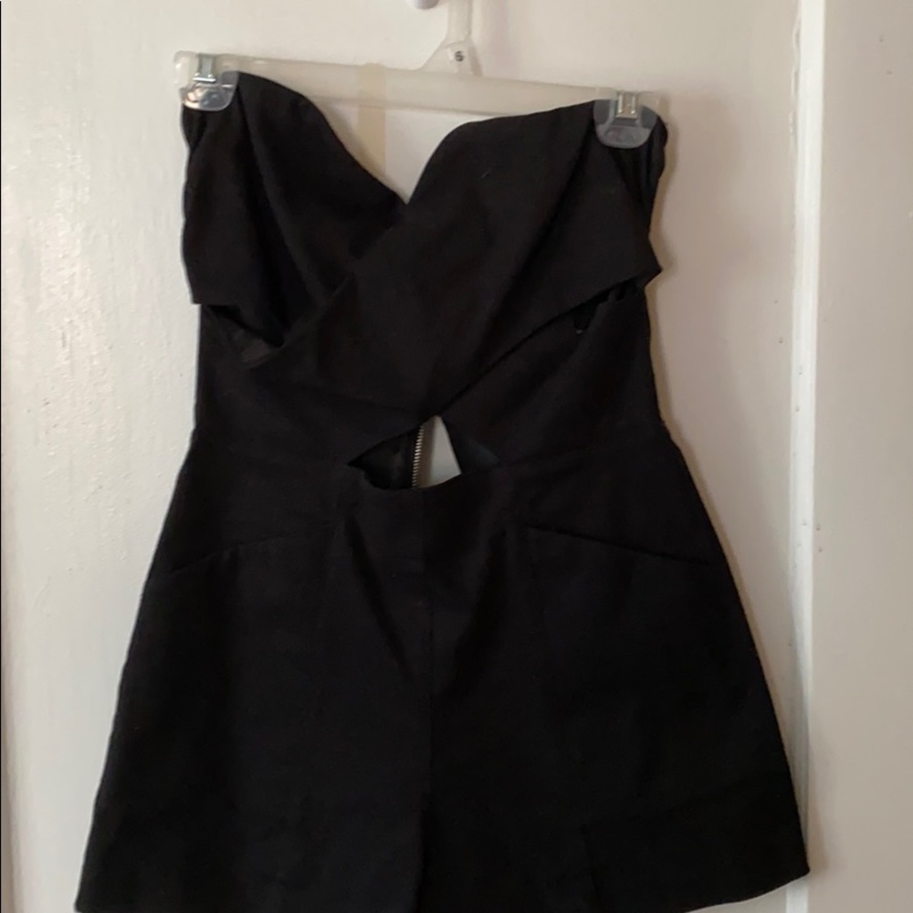 Black sweetheart top romper-size 4